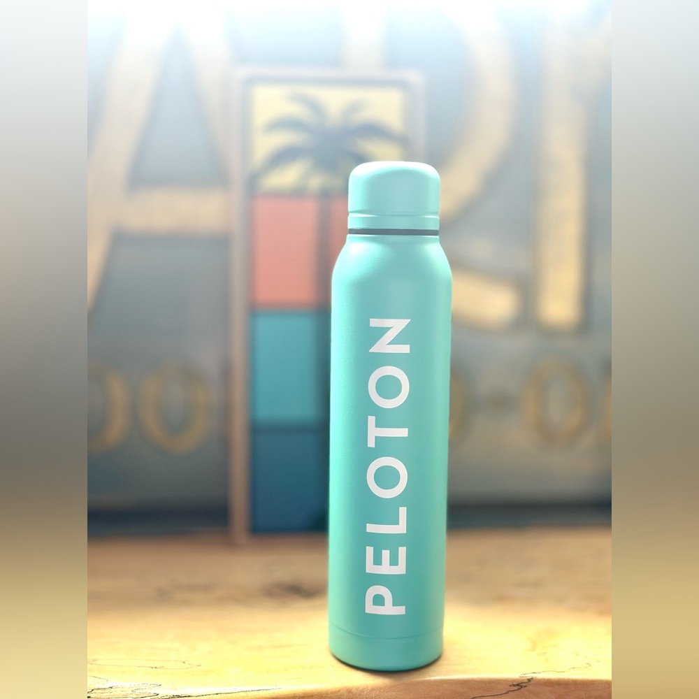 NEW Peloton Blue/Green Coffee Mug 16.9 oz Tumbler Cup ENGRAVEABLE